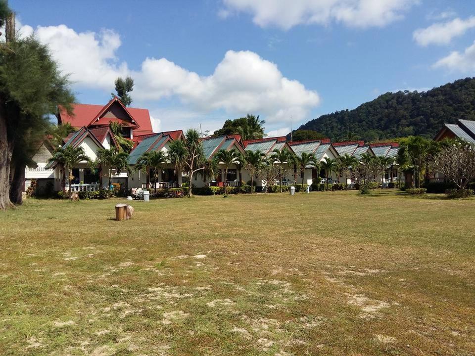 Klongdao Beach Resort Ko Lanta Exterior foto