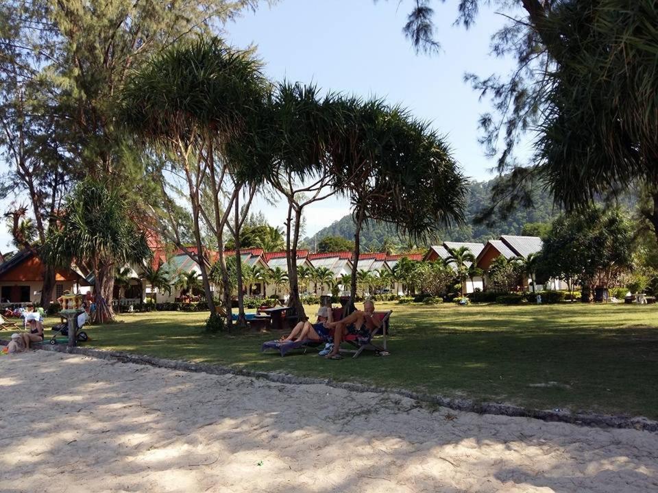 Klongdao Beach Resort Ko Lanta Exterior foto