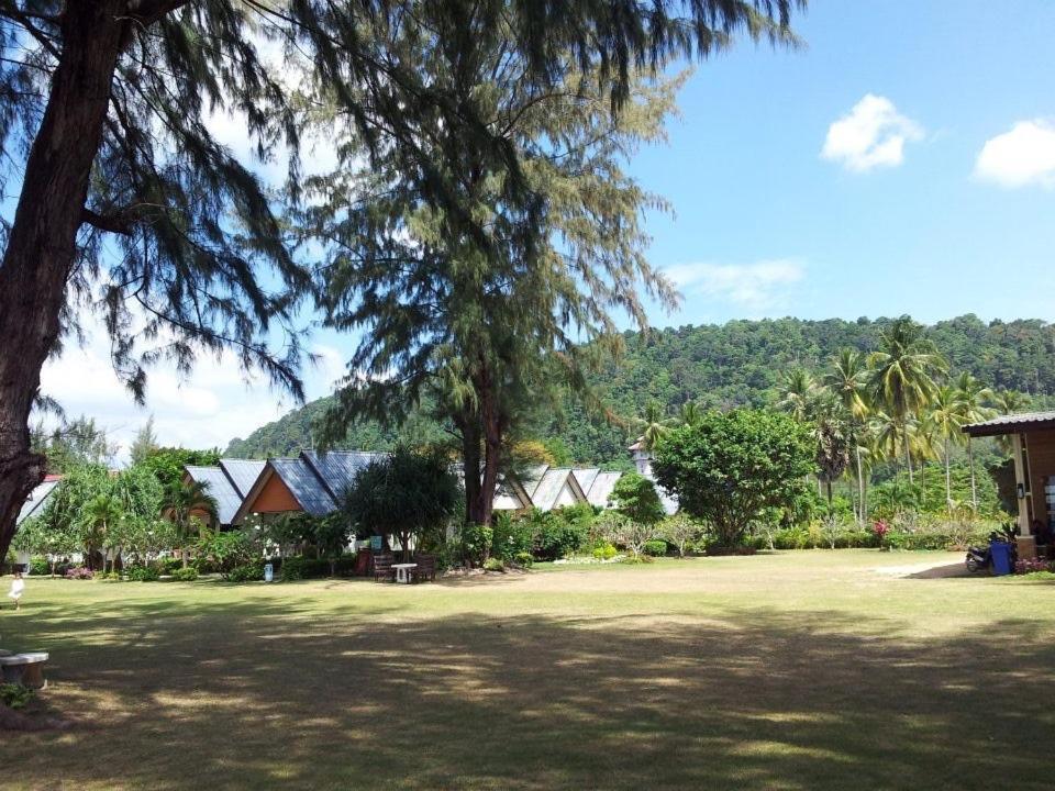 Klongdao Beach Resort Ko Lanta Exterior foto