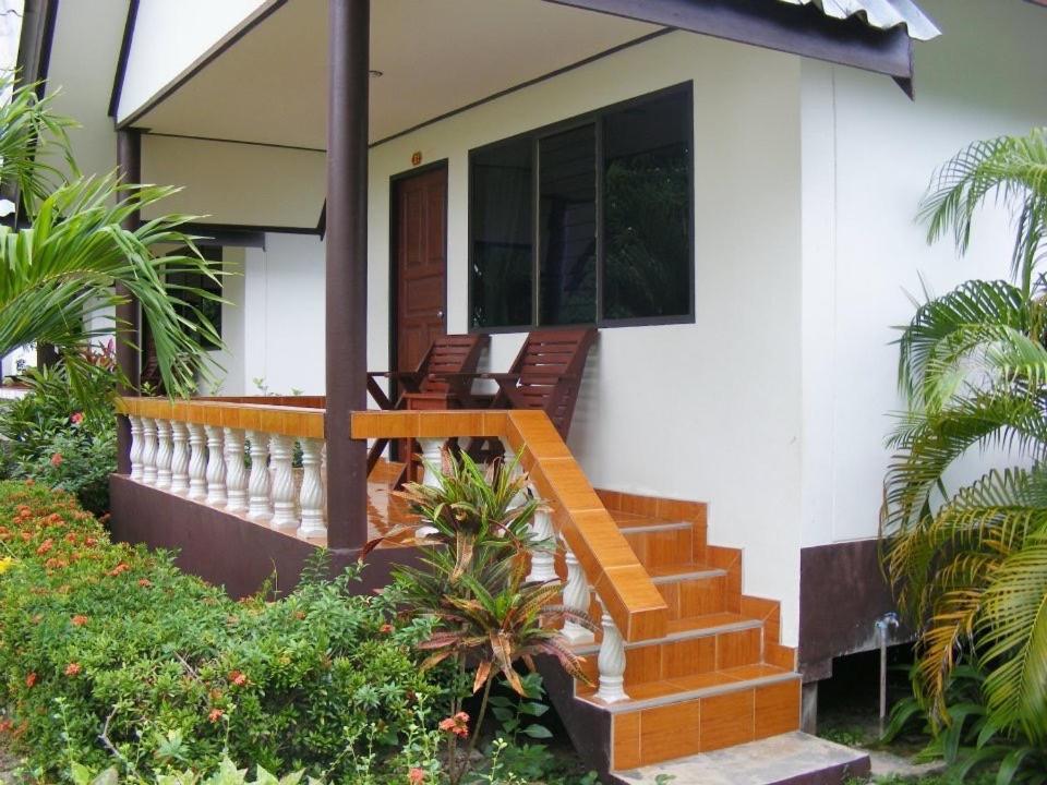 Klongdao Beach Resort Ko Lanta Exterior foto